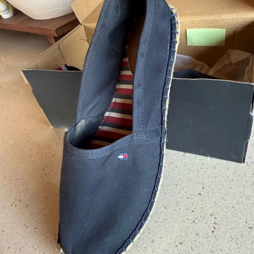 Tommy Hilfiger Woman Shoes Like New Navy Blue Size 37