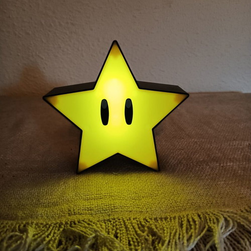 Mario Bros star lamp new, perfect for collectors