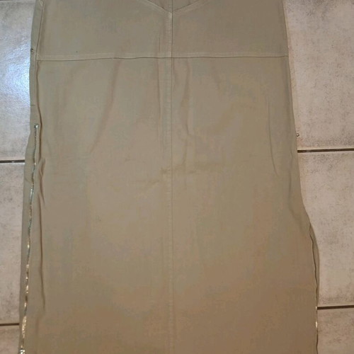 Beige skirt used with zippers on right and left size L