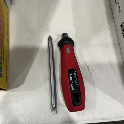 Screwdriver set new, 8 in 1