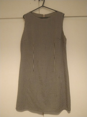 Oliver Mini Dress size M like new, 65% viscose 35% polyester