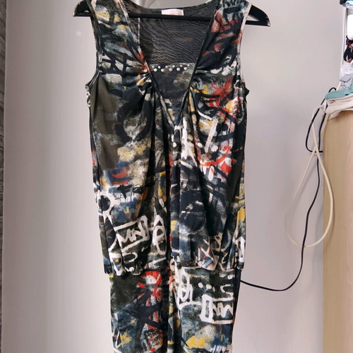 Apriori sleeveless summer top like new, multicolored