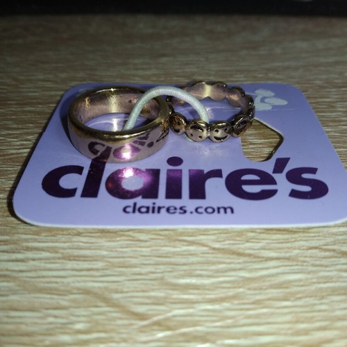 Claire's children's rings gold color with smiley design new