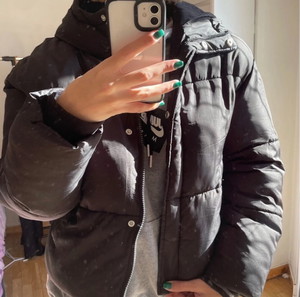NA KD Puffer Jacket