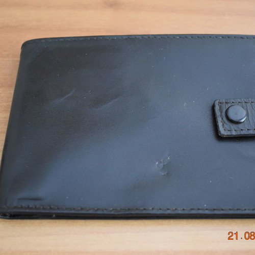 Leather wallets set of 4 with compartments and zipper