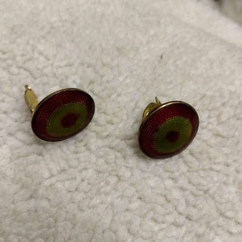 Clip-on earrings new