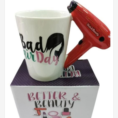 Mug new with hairdryer-shaped handle