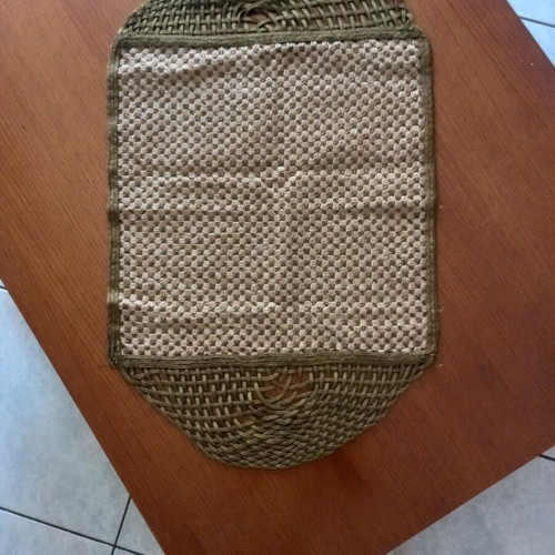 Table runner like new beige itamina embroidered with beads