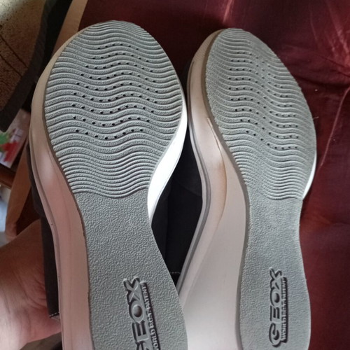 Geox women's sandals size 39 used, gray, platform style