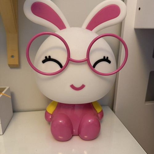 Children's table lamp with plug like new