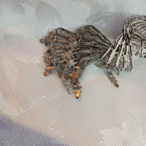 Filigree silver vintage brooch used