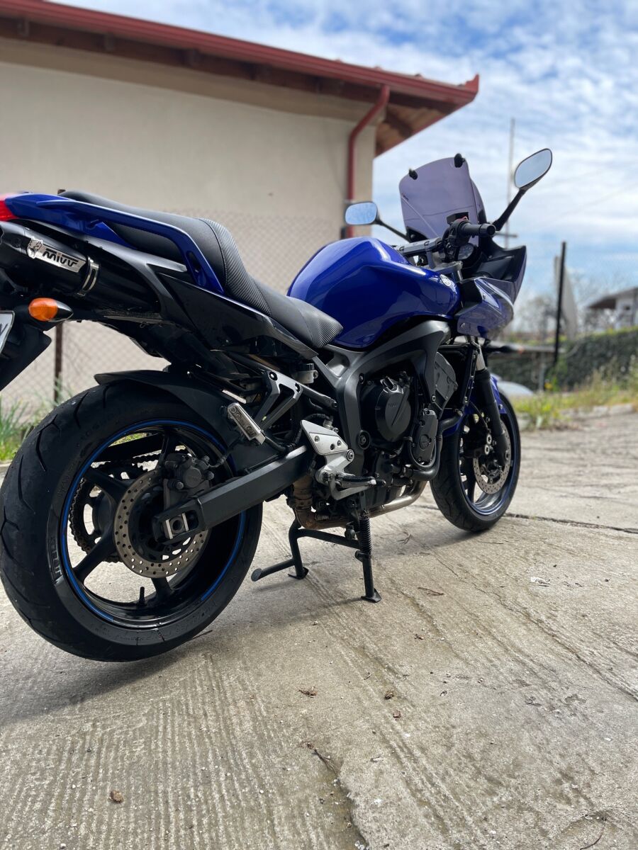 Yamaha FZ6 Fazer S2 600 cc like new,… - € 3.300,00 - Vendora.cy