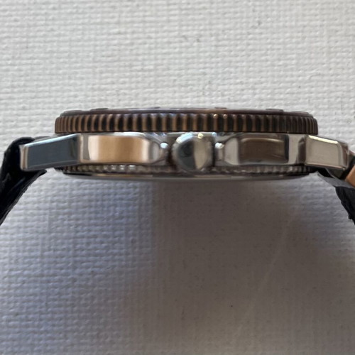 Camel Active 34mm Adventure Vintage Watch like new, black