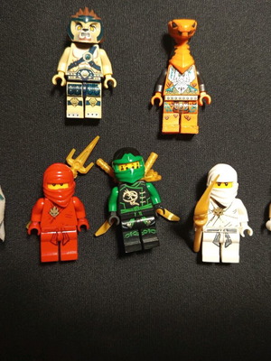 Lego Ninjago and Lego Chima used minifigures