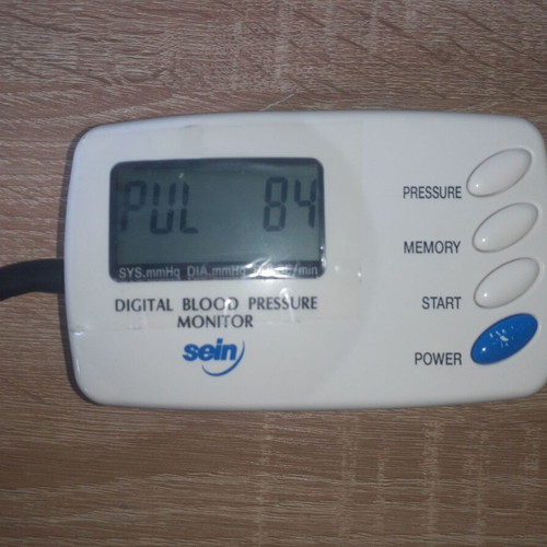 Digital Blood Pressure Monitor like new, automatic, Korean made 2001
