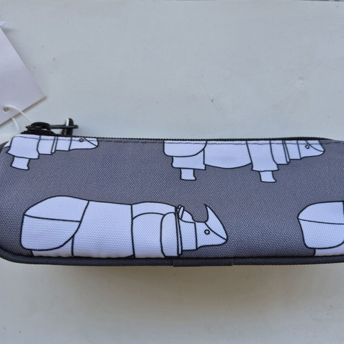 Pencil Case new with rhinoceros design, 20 cm