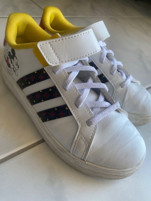 Adidas Mickey Disney kids sneakers like new, size 33, white and yellow