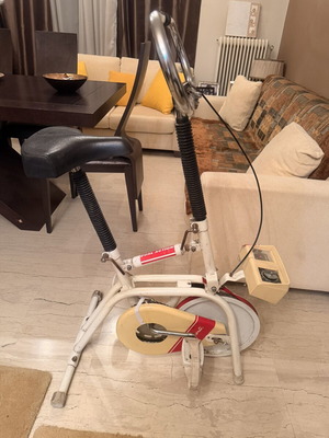 Exercise bike used, functional, suitable for spare parts
