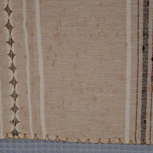 Table runner used 61 x 27.5 cm