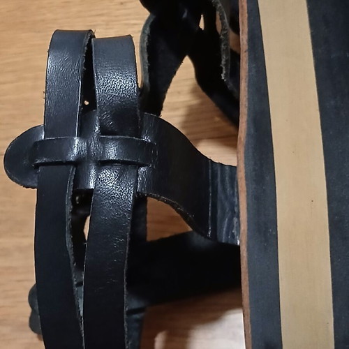 NISY Black Leather Gladiator Sandals Size 37 Used