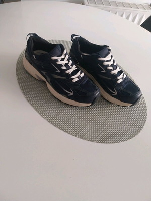 Αθλητικά γυναικεία παπούτσια H&M σαν καινούργια, μπλε, μέγεθος 39