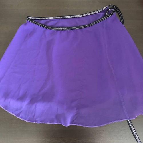 Purple dance skirt for girl size 104-120 like new