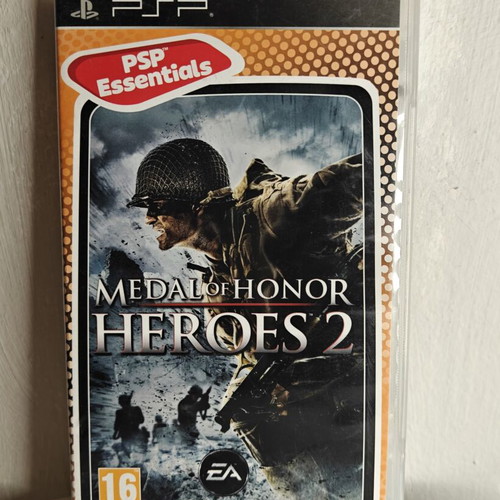 Medal of Honor Heroes 2 PSP game like new