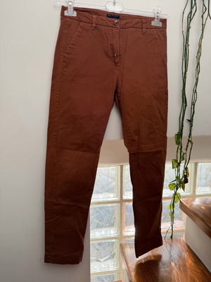 Sisley brick red pants like new, size L