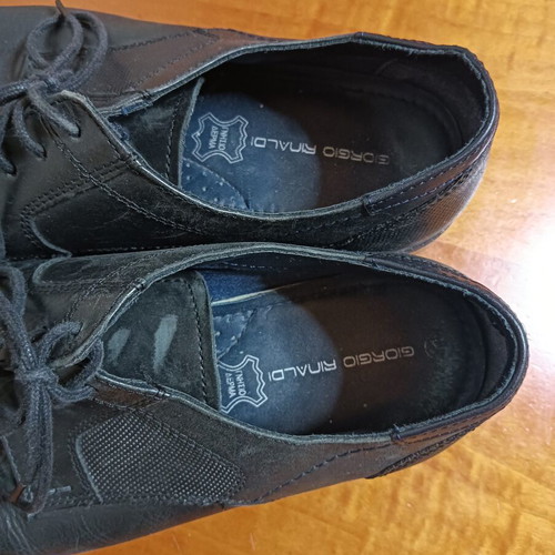 Leather men's shoes size 42 black used