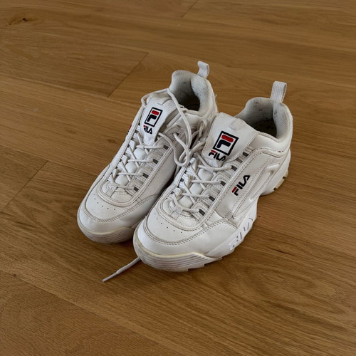 Fila sneaker white used, size 42