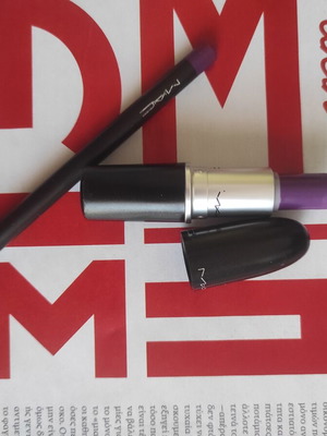 Mac κραγιόν και μολύβι χειλιών Heroine