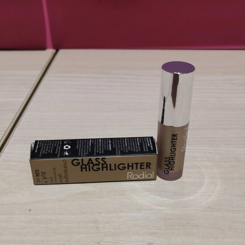 Rodial Glass Highlighter Champagne Glow 2g new