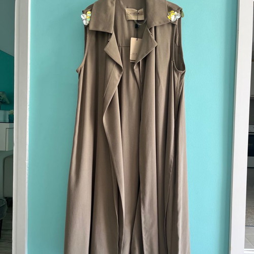 Gizia sleeveless trench coat new, khaki, size M