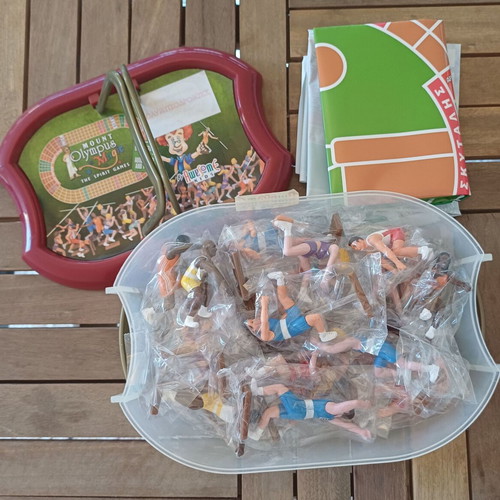 Olympiodromies game new with 28 athletic figures