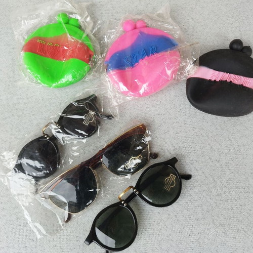 Set of 3 wallets and 3 pairs of new kids' glasses, pink and green