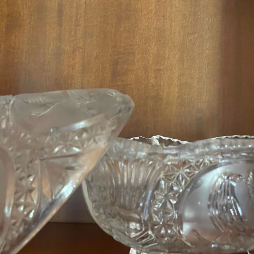 Vintage crystal fondantière like new, heavy carved with lid