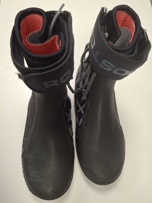 Rooster Pro Laced Ankle Strap μποτάκια νούμερο 41,5 σαν καινούργια, μαύρα