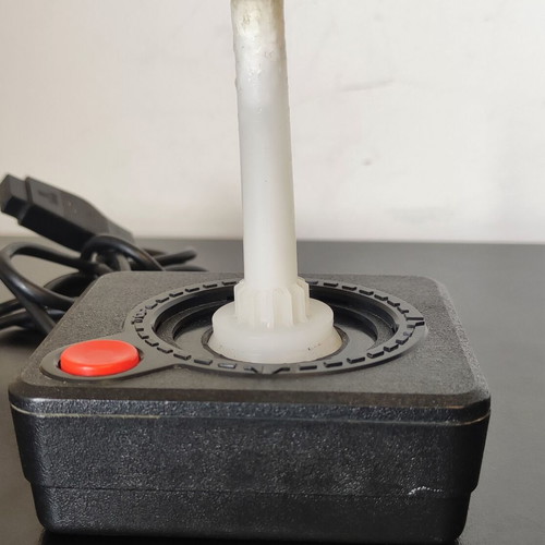 Atari Joystick Controller used, missing the boot