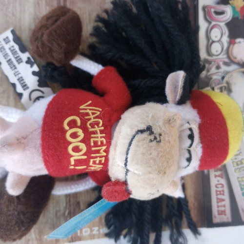 Dookie key chain new with rasta monkey