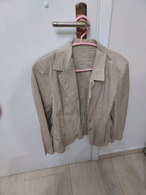 beige and black jacket 2 pieces
