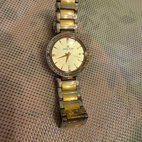 Daniel Klein women's watch like new, multicolor