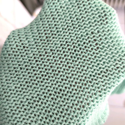 Sfera knitted sweater XL mint color like new