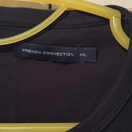 French Connection men's black T-shirt XXL like new