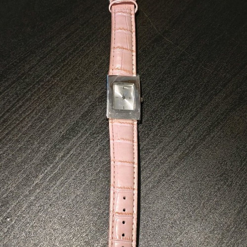 Women's watch new with pink strap