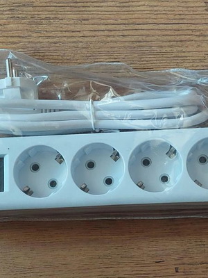 Electric power strip with 4 sockets, 2 USB-A and Type-C ports, 2500W