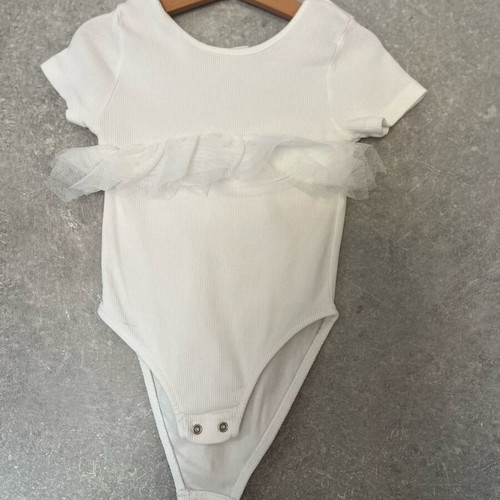 Zara girls' bodysuit like new, white, size 5-6 years