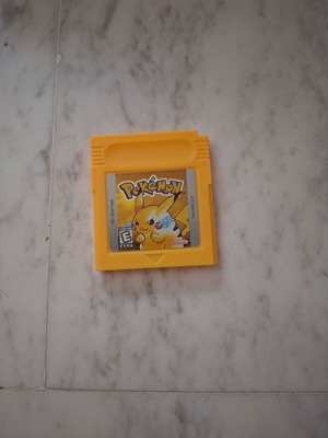 Pokémon Yellow Version Game Boy касета употребявана репродукция