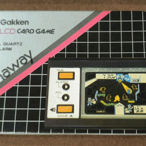 Gakken Runaway LCD Card Game like new, complete in box