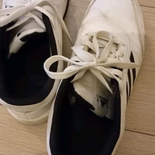 Adidas athletic shoes used, size 38, black and white
