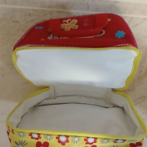 Benetton Kids Lunch Bag used with double compartment